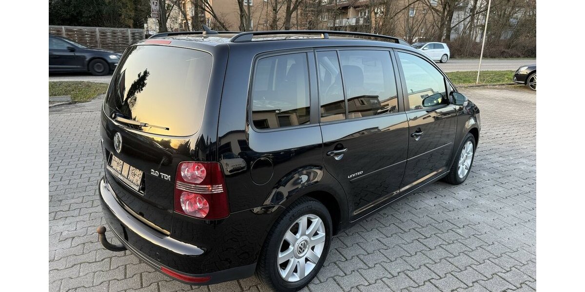 VW Touran 2.0 TDI BM United *Navi,7 Sitzer,18´´Alu* 342.000 km 2.850 &euro; Schorndorf 73614