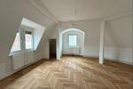 Etagenwohnung Esslingen am Neckar - 4 Zimmer, 97 m&sup2;, 1.490&euro; | Angebot:24943148