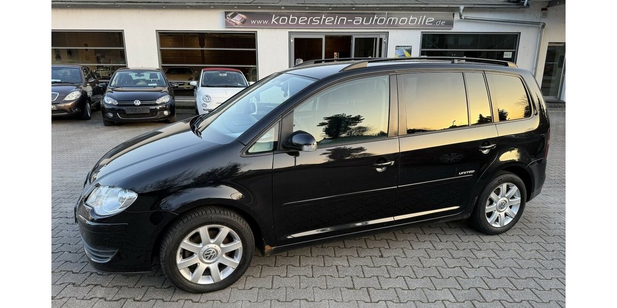 VW Touran 2.0 TDI BM United *Navi,7 Sitzer,18´´Alu* 342.000 km 2.850 &euro; Schorndorf 73614
