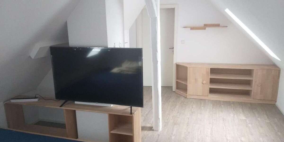 Etagenwohnung Straßdorf Straßdorf - 5 Zimmer, 12 m&sup2;, 280&euro; | Angebot:27350036